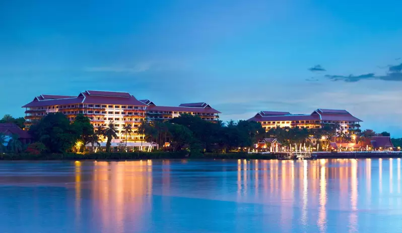 Anantara Riverside Bangkok Resort-Exterior Evening Anantara Riverside Bangkok Resort-Exterior Evening