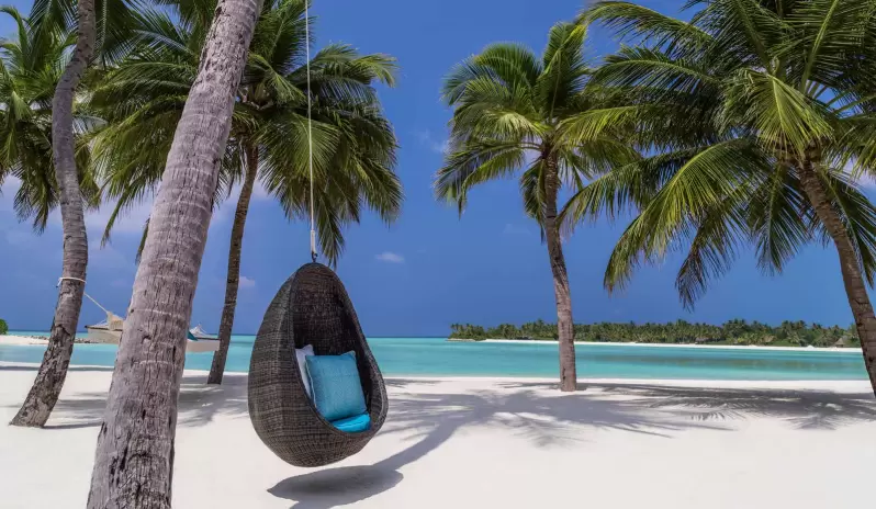 One & Only Reethi Rah-Beach Hammock One & Only Reethi Rah-Beach Hammock