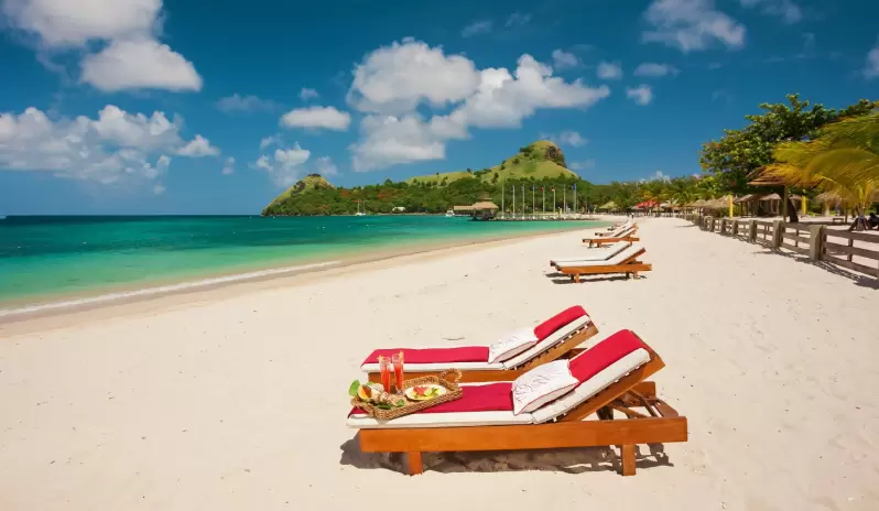 Sandals Grande St Lucian Spa & Beach Resort-Beach Sunbeds Sandals Grande St Lucian Spa & Beach Resort-Beach Sunbeds