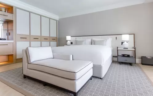 Fairmont Royal Pavilion Luxury Ocean Front 2 Fairmont Royal Pavilion Luxury Ocean Front 2
