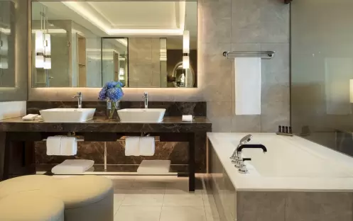 kibkk1_one-bedroom-family-suite_bathroom_original_jpg kibkk1_one-bedroom-family-suite_bathroom_original_jpg