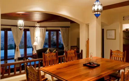 Emirates Suites with Pool 1_1918 Emirates Suites with Pool 1_1918