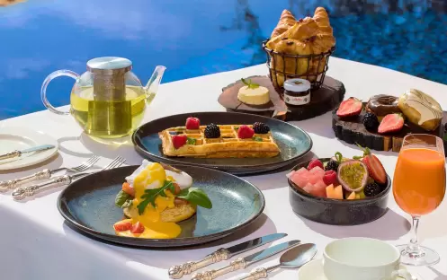 IN SUITE DINING IN SUITE DINING