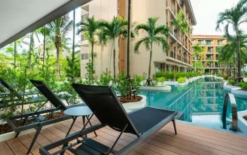 slide-flora_pool_access2020-04