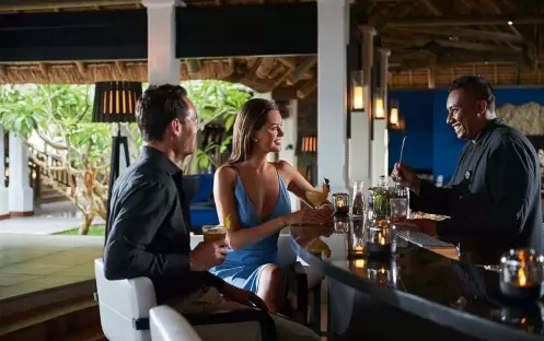 CONSTANCE BELLE MARE PLAGE RESORT - THE BAR 3 CONSTANCE BELLE MARE PLAGE RESORT - THE BAR 3