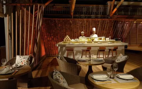 CONSTANCE PRINCE MAURICE - ASIAN  INTERIOR CONSTANCE PRINCE MAURICE - ASIAN  INTERIOR