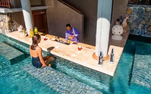 CONSTANCE PRINCE MAURICE - LAGUNA BAR POOLSIDE CONSTANCE PRINCE MAURICE - LAGUNA BAR POOLSIDE