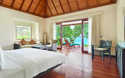 beachfront-villa beachfront-villa