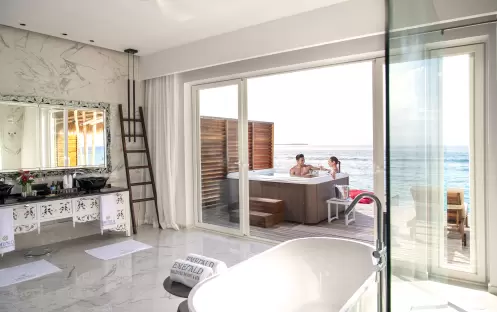 Emerald Maldives Resort & Spa-Jacuzzi Water Villa 3_17749 Emerald Maldives Resort & Spa-Jacuzzi Water Villa 3_17749