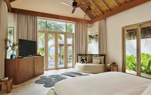 Fairmont Maldives Sirru Fen Fushi-BEACH SUNSET VILLA BEDROOM_15635 Fairmont Maldives Sirru Fen Fushi-BEACH SUNSET VILLA BEDROOM_15635