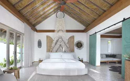 Fairmont Maldives Sirru Fen Fushi-DELUXE BEACH SUNRISE VILLA BEDROOM_15636 Fairmont Maldives Sirru Fen Fushi-DELUXE BEACH SUNRISE VILLA BEDROOM_15636