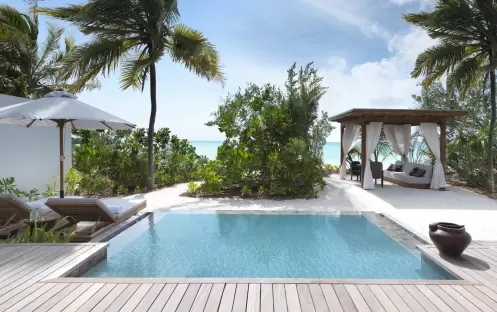 Fairmont Maldives Sirru Fen Fushi-DELUXE BEACH SUNSET VILLA POOL_15637 Fairmont Maldives Sirru Fen Fushi-DELUXE BEACH SUNSET VILLA POOL_15637