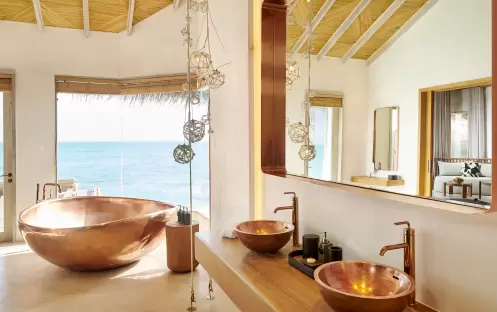 Fairmont Maldives Sirru Fen Fushi-GRAND WATER SUNSET VILLA BATHROOM 1_15639 Fairmont Maldives Sirru Fen Fushi-GRAND WATER SUNSET VILLA BATHROOM 1_15639