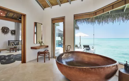 Fairmont Maldives Sirru Fen Fushi-THREE BEDROOM WATER SUNSET VILLA BATHROOM_18842 Fairmont Maldives Sirru Fen Fushi-THREE BEDROOM WATER SUNSET VILLA BATHROOM_18842
