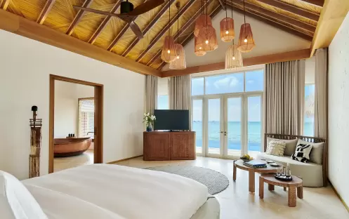 Fairmont Maldives Sirru Fen Fushi-THREE BEDROOM WATER SUNSET VILLA BEDROOM_18842 Fairmont Maldives Sirru Fen Fushi-THREE BEDROOM WATER SUNSET VILLA BEDROOM_18842