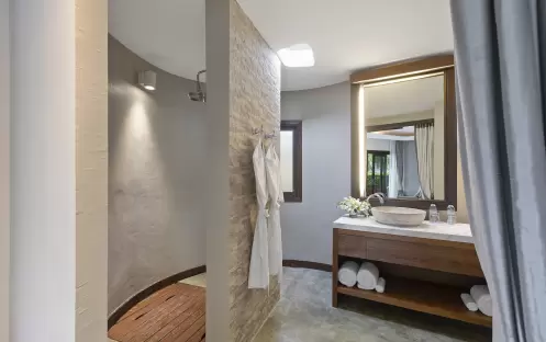 Outrigger Koh Samui Beach Resort-Plunge Pool Suite 2_13914 Outrigger Koh Samui Beach Resort-Plunge Pool Suite 2_13914