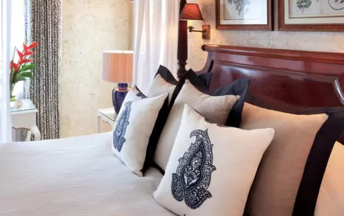 Luxury Plantation Suite details Luxury Plantation Suite details