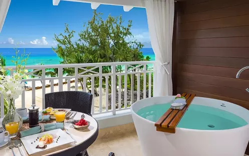 Sandals Barbados-Beachfront Club Level Suite with Balcony Tranquility Soaking 2_12221 Sandals Barbados-Beachfront Club Level Suite with Balcony Tranquility Soaking 2_12221