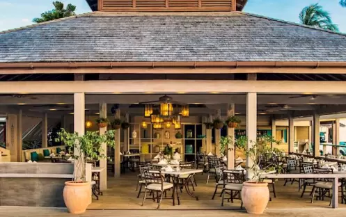 calabash-cafe-exterior_1 calabash-cafe-exterior_1