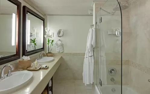 Luxury Ocean View Room Bathroom_38 Luxury Ocean View Room Bathroom_38