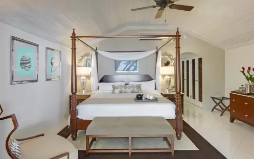 Luxury Poolside Room_37 Luxury Poolside Room_37