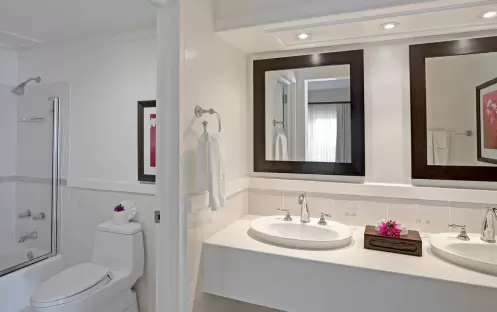 One Bedroom Suite Pool Garden View Bathroom_45 One Bedroom Suite Pool Garden View Bathroom_45