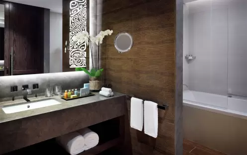 TWIN GUEST BATHROOM TWIN GUEST BATHROOM