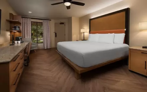 King Bed King Bed