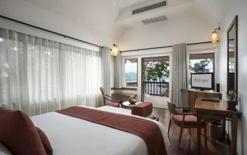 Centara Villas Phuket-Deluxe Ocean Facing Villa 5_1600