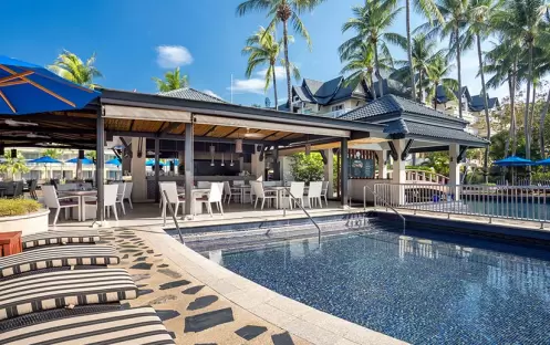 POOL SIDE 3