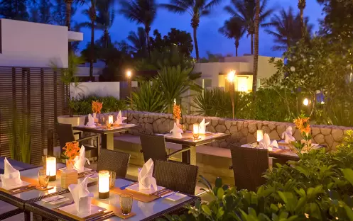 THE NATAI NIGHT VIEW THE NATAI NIGHT VIEW