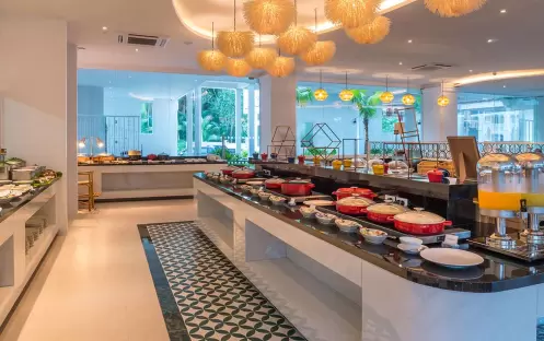 VERANDA BUFFET AREA VERANDA BUFFET AREA