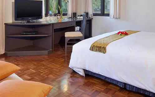 beach front bungalow room beach front bungalow room
