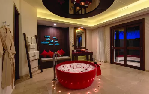 OBLU SELECT at Sangeli-Honeymoon Water Suites with Pool Bathroom Interior_16914 OBLU SELECT at Sangeli-Honeymoon Water Suites with Pool Bathroom Interior_16914