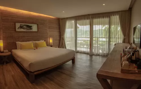 The Beach Club by Haad Tien-Beach Balcony 1_9155 The Beach Club by Haad Tien-Beach Balcony 1_9155