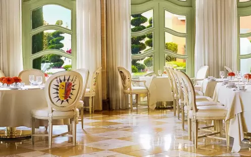 481_Tableau_Main_Dining_Barbara_Kraft 481_Tableau_Main_Dining_Barbara_Kraft