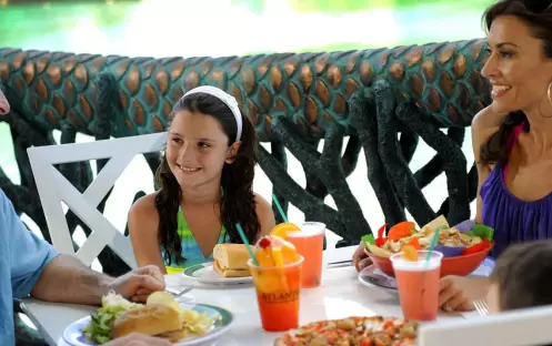 Lagoon Bar & Grill_01_6505 Lagoon Bar & Grill_01_6505