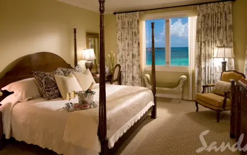 Royal Windsor Beachfront One Bedroom Suite - WS (1) Royal Windsor Beachfront One Bedroom Suite - WS (1)