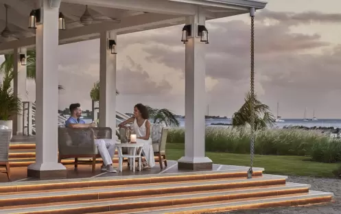 DUNE COUPLE RELAXING DUNE COUPLE RELAXING