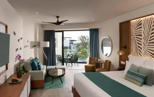 DREAMS MACAO - JUNIOR SUITE POOL VIEW KING DREAMS MACAO - JUNIOR SUITE POOL VIEW KING