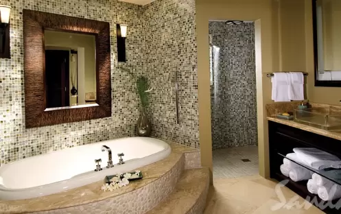 Grande Rondoval Butler Suite with Private Pool Sanctuary - RP (6) Grande Rondoval Butler Suite with Private Pool Sanctuary - RP (6)