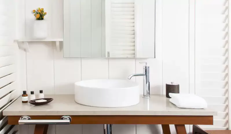 ONE-KING-BED-SINK ONE-KING-BED-SINK