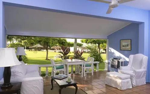 Jamaica Inn-Deluxe Verandah Suite 2_2581