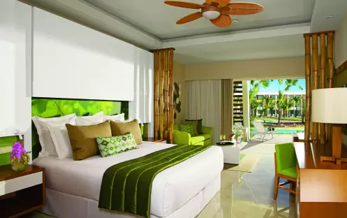 Now Onyx Punta Cana-Preferred-Club-Junior-Suite-Swim-Up-bedroom_14263 Now Onyx Punta Cana-Preferred-Club-Junior-Suite-Swim-Up-bedroom_14263