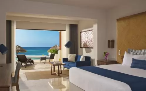 DELUXE JUNIOR SUITE PREFERRED CLUB JUNIOR SUITE OCEAN FRONT SWIM OUT DELUXE JUNIOR SUITE PREFERRED CLUB JUNIOR SUITE OCEAN FRONT SWIM OUT