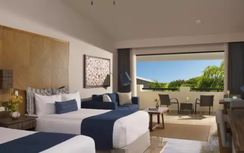 DELUXE JUNIOR SUITE TROPICAL VIEW TWIN BED DELUXE JUNIOR SUITE TROPICAL VIEW TWIN BED