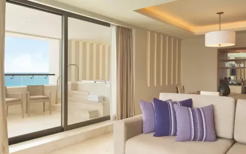 HYATT-ZIVA-CANCUN-CLUB-OCEAN-FRONT-TWO-BEDROOM-SUITE-_1_ HYATT-ZIVA-CANCUN-CLUB-OCEAN-FRONT-TWO-BEDROOM-SUITE-_1_