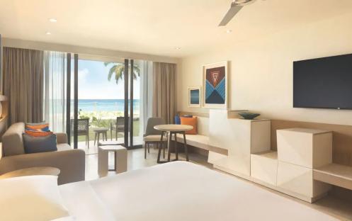 Ocean View King (with sofa bed) Ocean View King (with sofa bed)