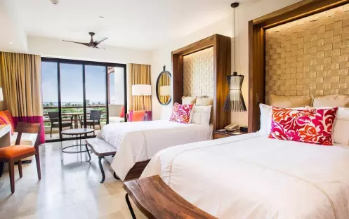 SECRETS AKUMAL JUNIOR SUITE OCEAN VIEW QUEEN BED SECRETS AKUMAL JUNIOR SUITE OCEAN VIEW QUEEN BED