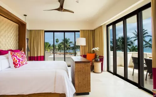 SECRETS AKUMAL ROMANCE MASTER SUITE OCEAN VIEW BEDROOM SECRETS AKUMAL ROMANCE MASTER SUITE OCEAN VIEW BEDROOM